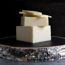 Charger l&#39;image dans la galerie, Fromage CHEDDAR FRAIS - Fromagerie Roy
